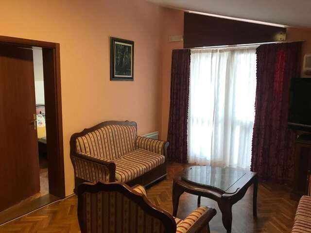 Апартаменты Bar center and sea view Бар-31