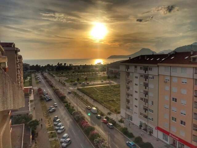 Апартаменты Bar center and sea view Бар-41