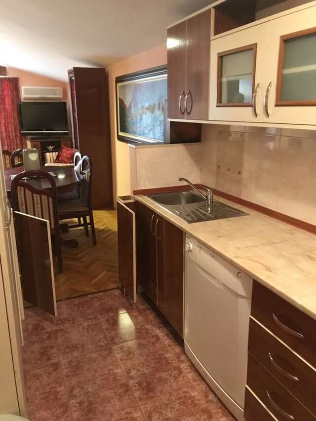 Апартаменты Bar center and sea view Бар-10
